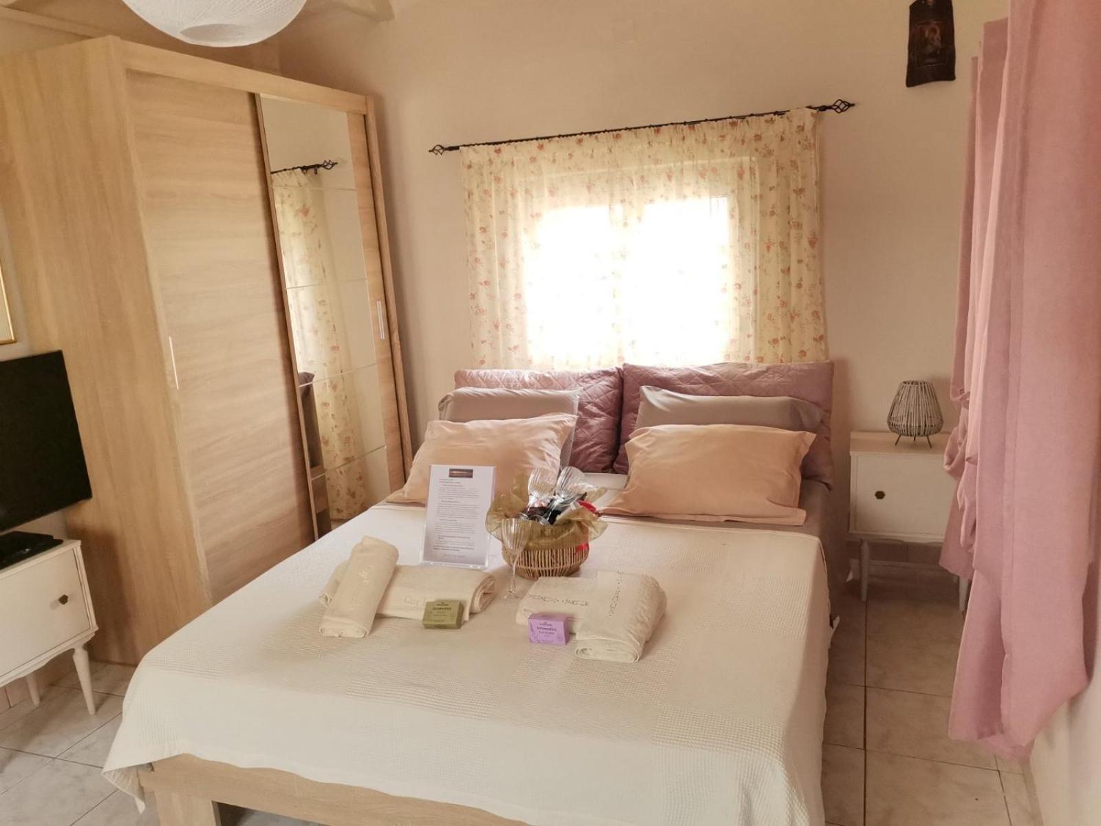 Serenity House Spiatza Katarrakhion 외부 사진
